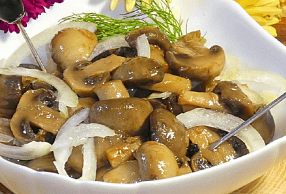 Мариновані грибочки